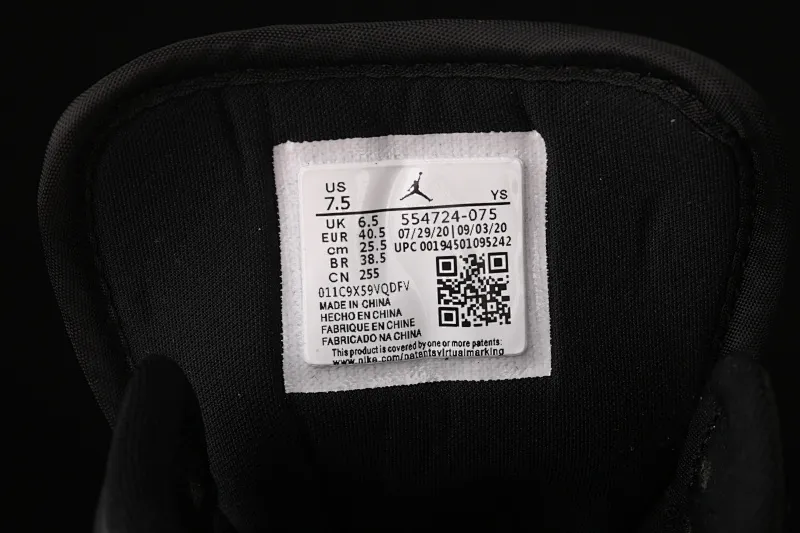 All categories Air Jordan Jordan series basketball shoes Air Jordan 1 Mid Air Jordan 1 Mid AJ1 Joe 1 black and white red hook Zhongbang basketball shoes 554724-075